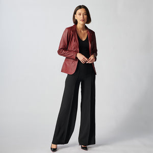 https://cdn.shopify.com/s/files/1/1039/2532/files/Maroon_2_Square_1080x1080.mp4?v=1625109711